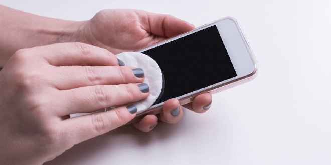 Keeping Your Phone Germ-Free!